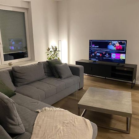 Haus Mit Garten - Kingbett - Wifi - Parkplatz Essen Luaran gambar